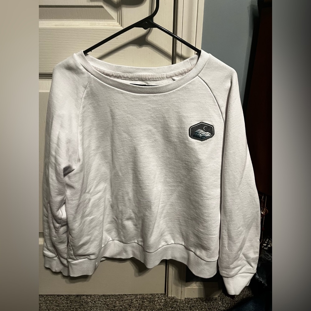 ZYIA White Mountain Patch Crew Neck Sweatshirt
